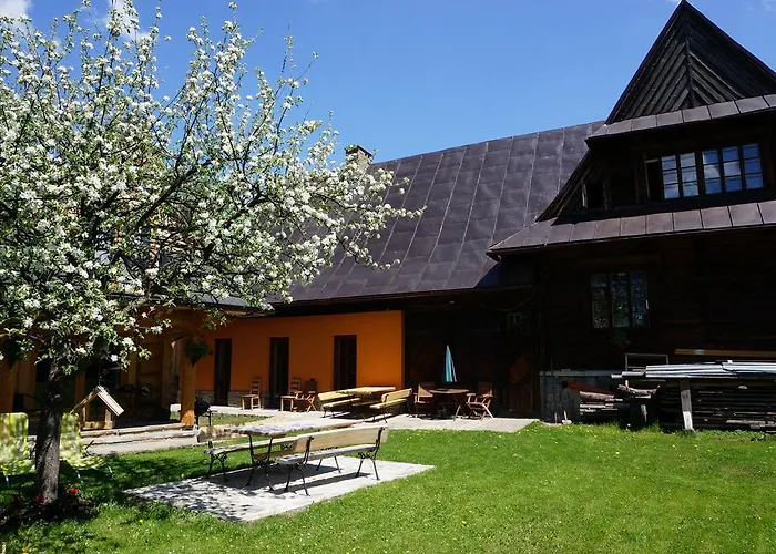Holiday Home Patchwork Barn